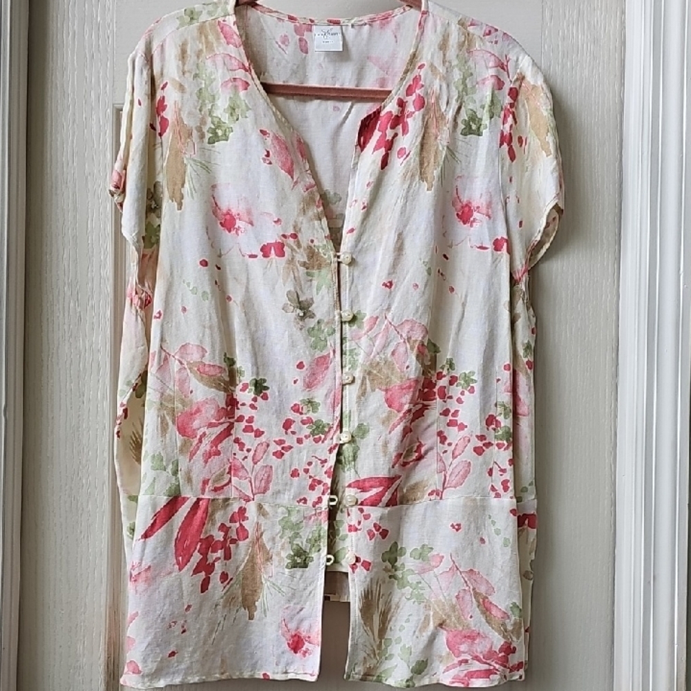 Emma James Floral Button-Up Blouse